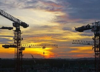 Biuro w garderobie? Małe wnętrza z dużym potencjałem