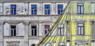 Oddychające elewacje: tynki mineralne w konserwacji historycznych budynków